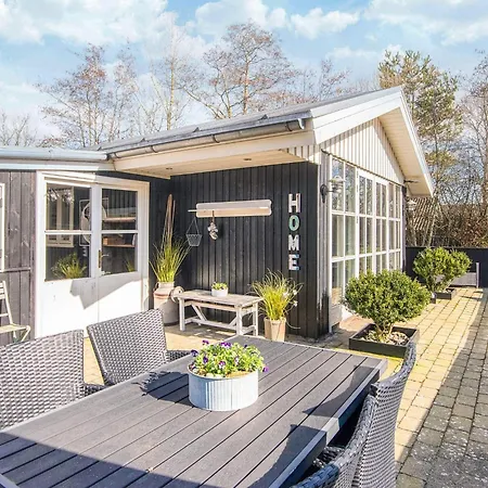 Дом отдыха 5 Person In Hemmet Falen